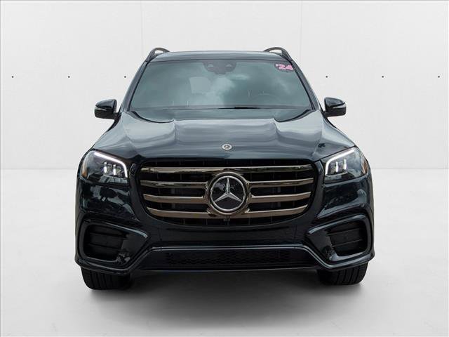Used 2024 Mercedes-Benz GLS 450 4MATIC image 2