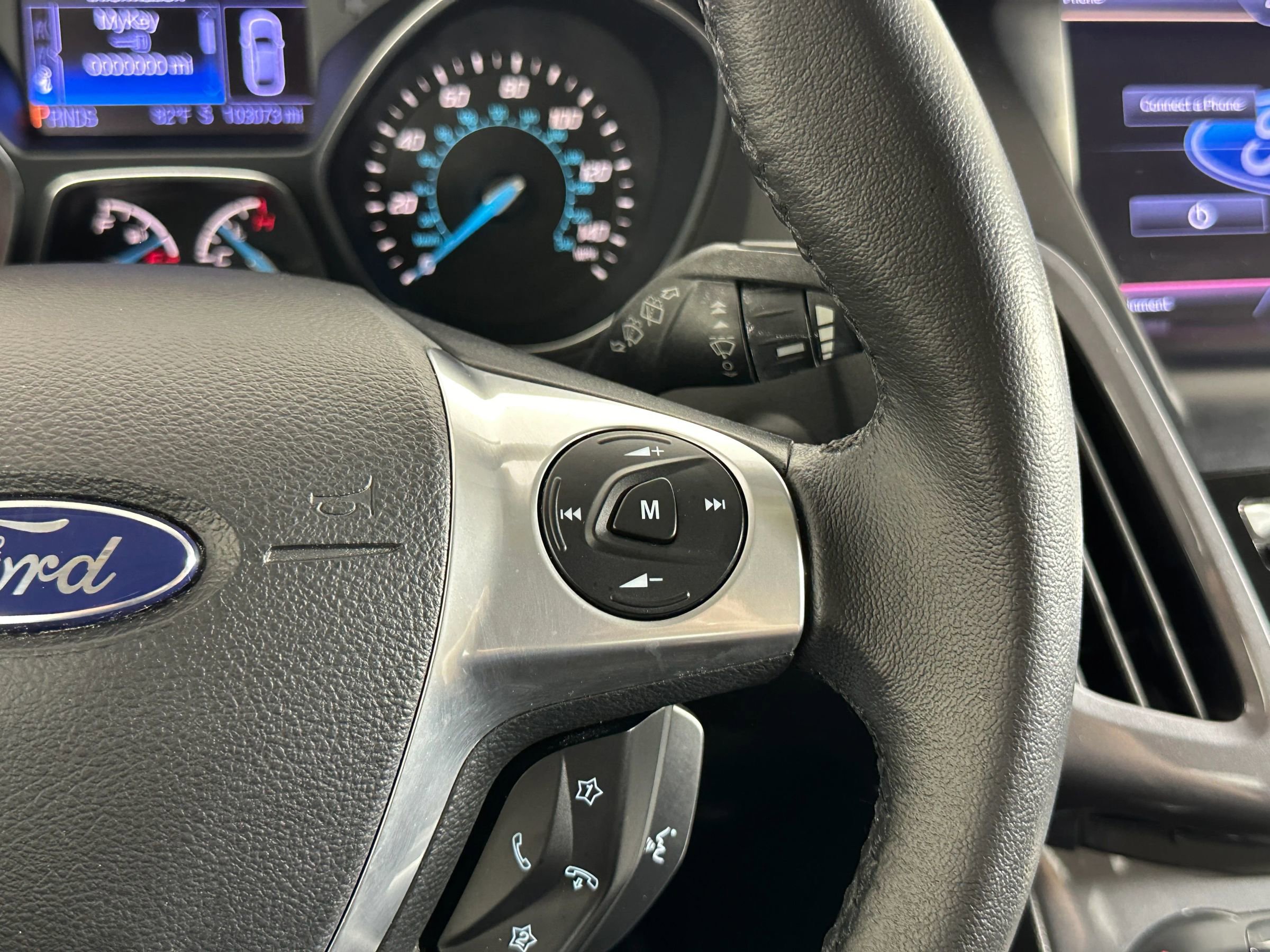 Used 2013 Ford Focus Titanium FWD image 24