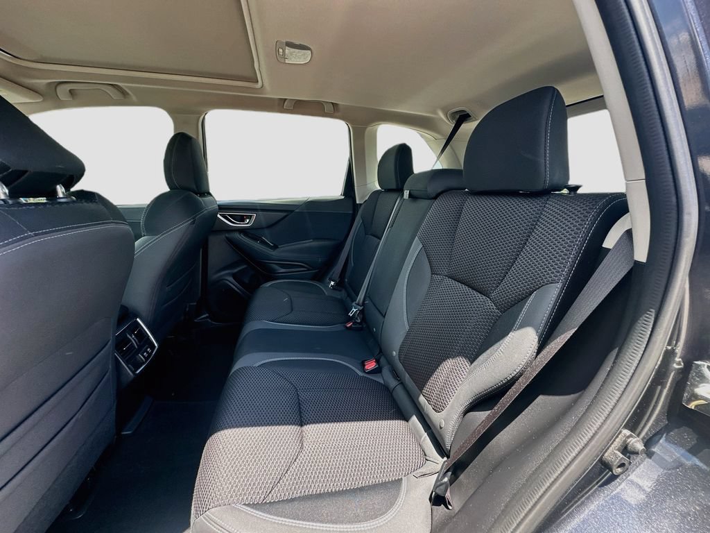 Used 2019 Subaru Forester Premium AWD/4WD image 25
