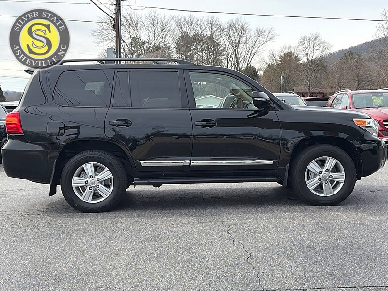 Used 2013 Toyota Land Cruiser AWD/4WD image 7