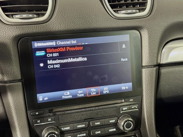 Used 2018 Porsche 718 Cayman Base image 14