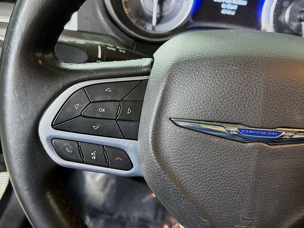 Used 2021 Chrysler 300 Touring w/ Sport Appearance Package RWD image 20