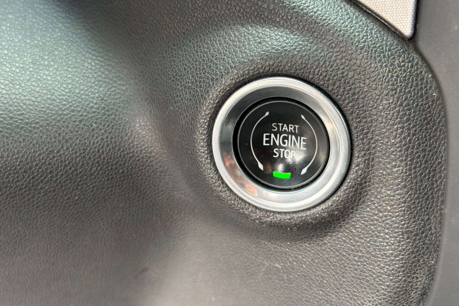 Used 2019 GMC Sierra 1500 SLT AWD/4WD image 33