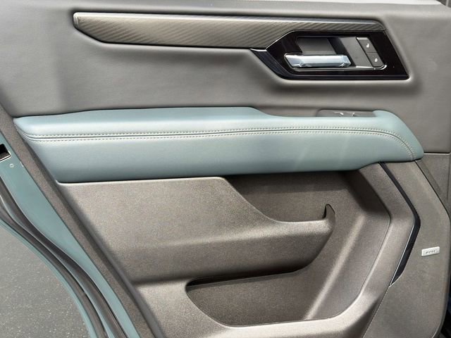 New 2026 GMC Yukon AT4 w/ Premium Trailering Package image 11