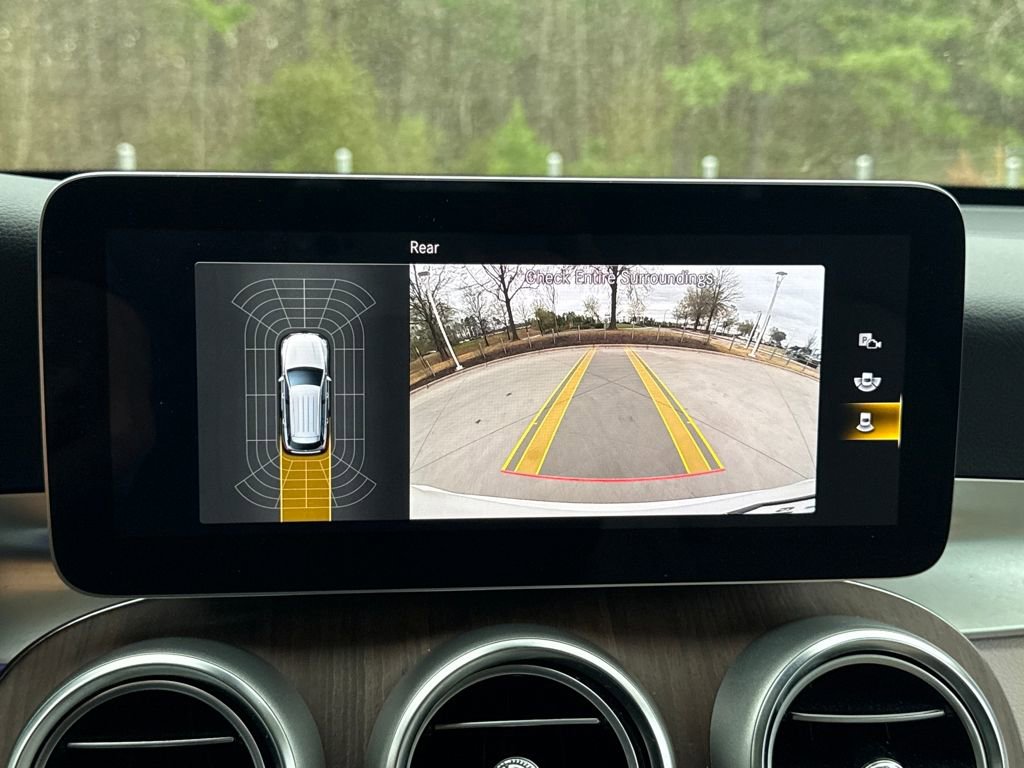 Used 2022 Mercedes-Benz GLC 300 4MATIC w/ Premium Package Lite image 25