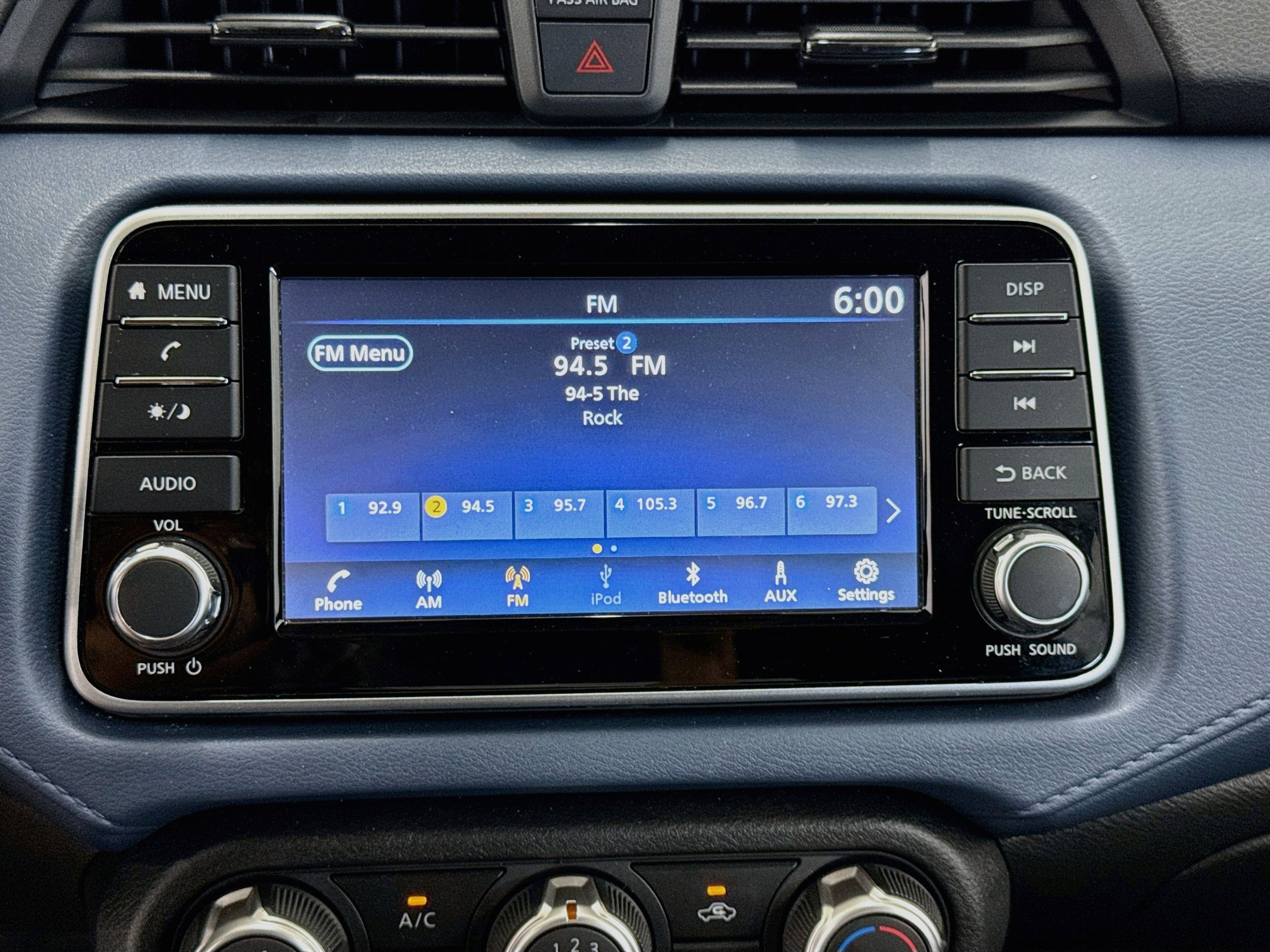 Used 2025 Nissan Versa SV FWD image 21
