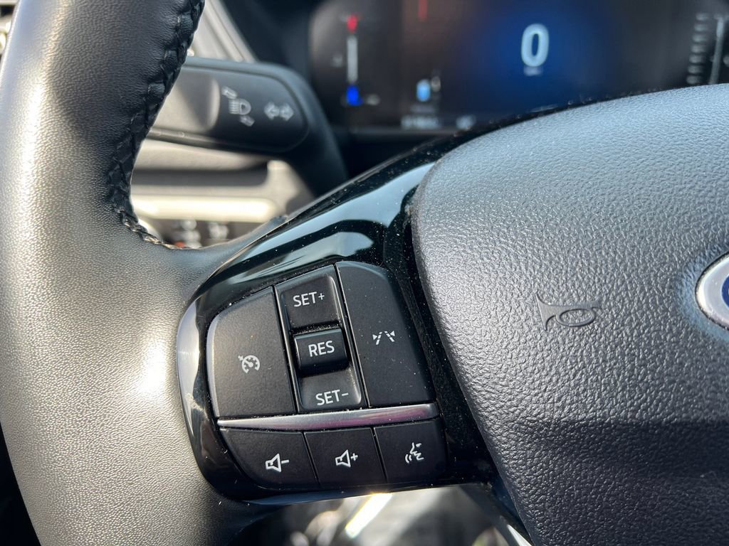 Used 2023 Ford Escape Active image 16