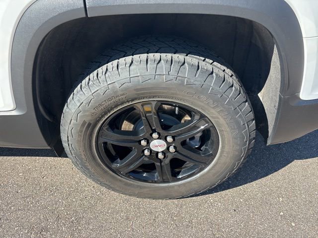 Used 2023 GMC Acadia AT4 w/ Trailering Package image 11