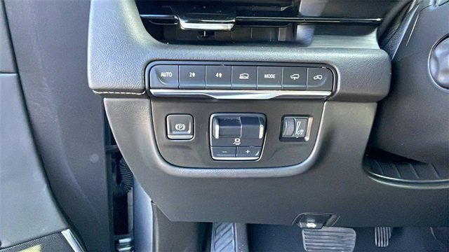 Used 2021 Cadillac Escalade Sport w/ Driver Assist Tech Package image 28