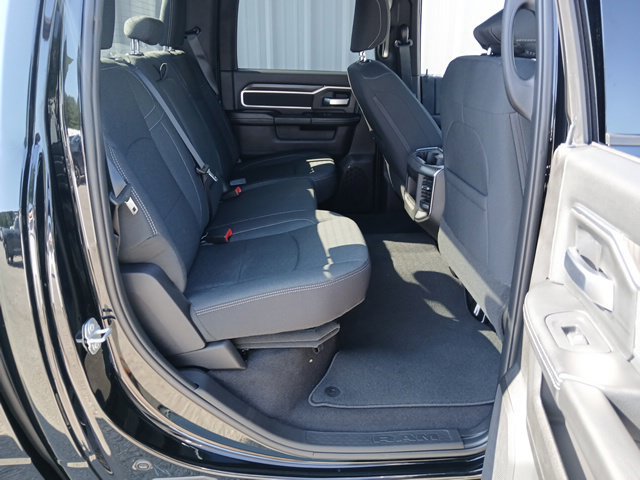 New 2026 RAM 3500 Big Horn AWD/4WD image 23