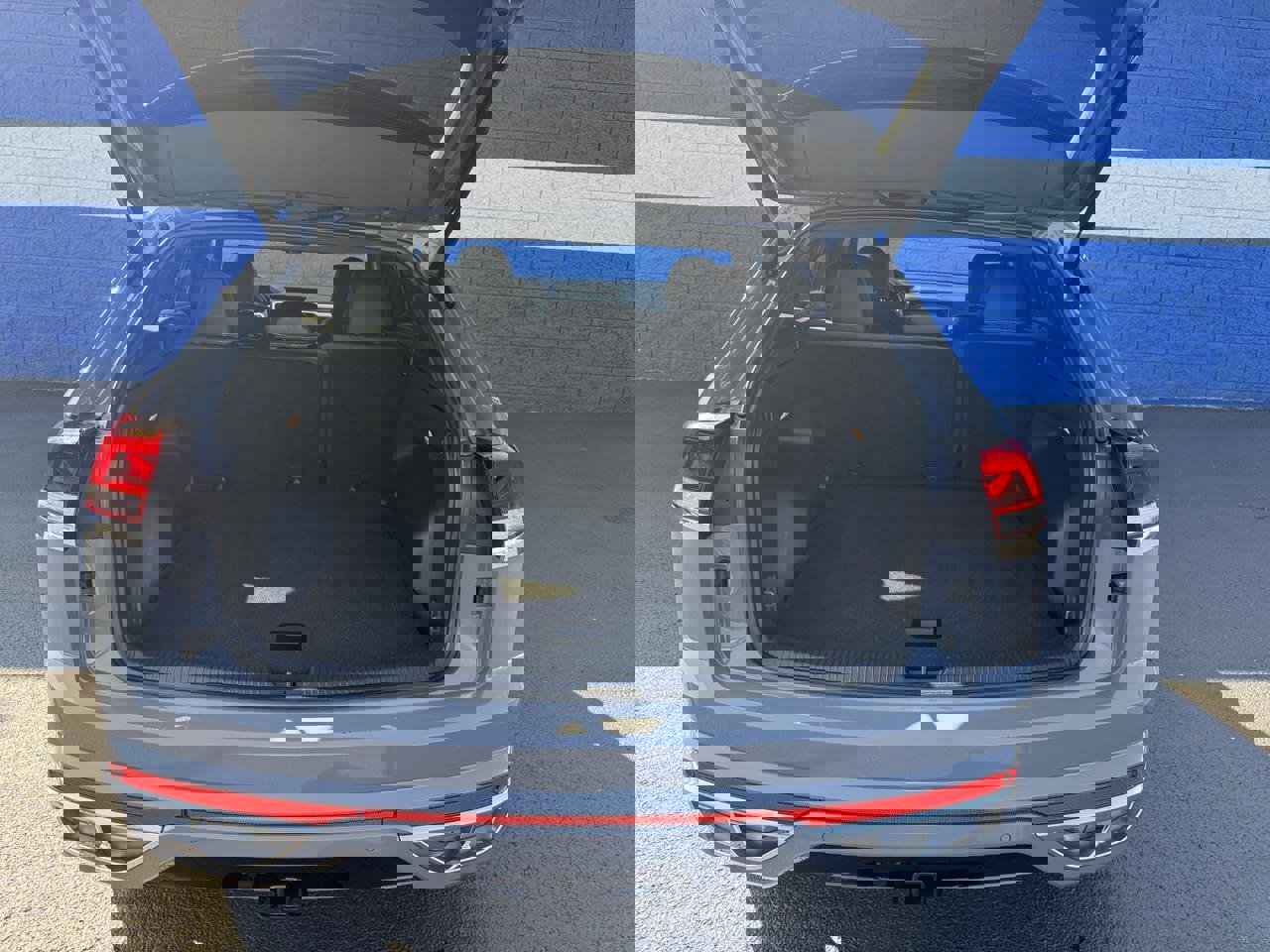 Used 2022 Volkswagen Atlas Cross Sport SEL Premium R-Line image 22