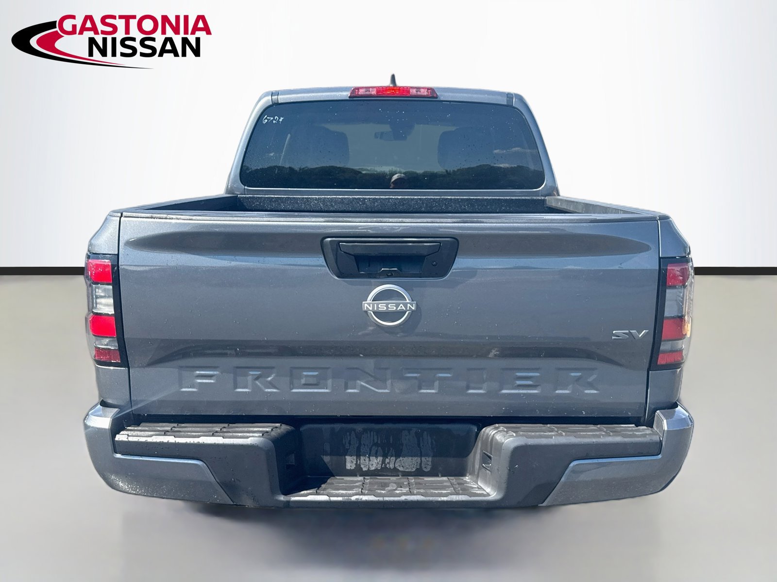 Used 2023 Nissan Frontier SV RWD image 7