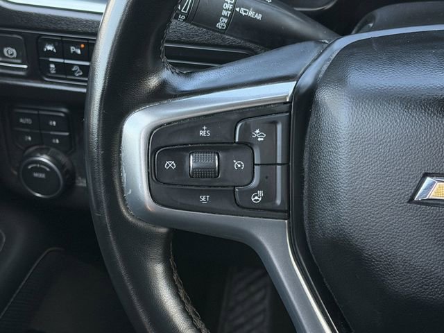 Used 2023 Chevrolet Suburban Premier image 15