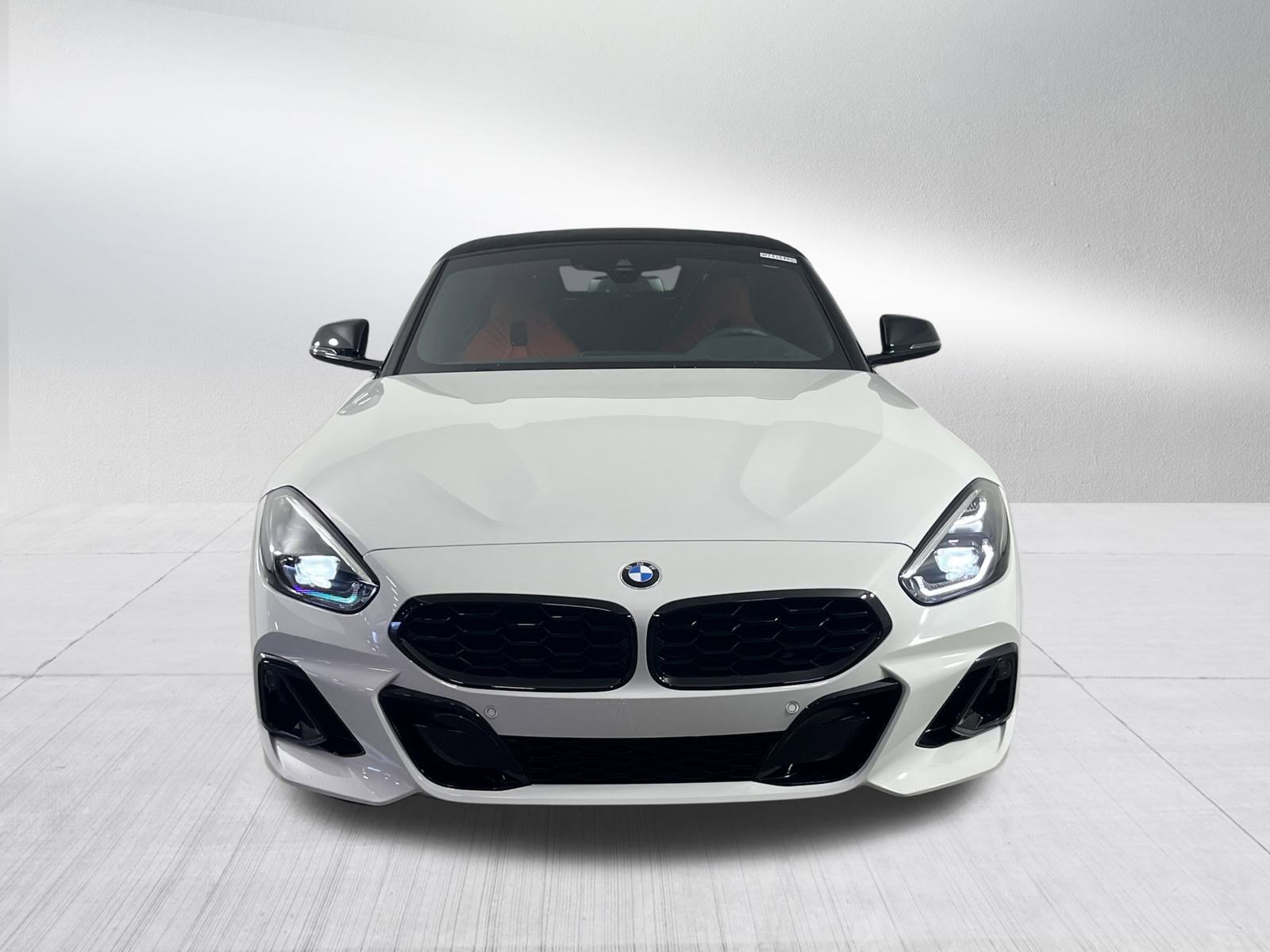 Used 2026 BMW Z4 M40i w/ Premium Package image 2