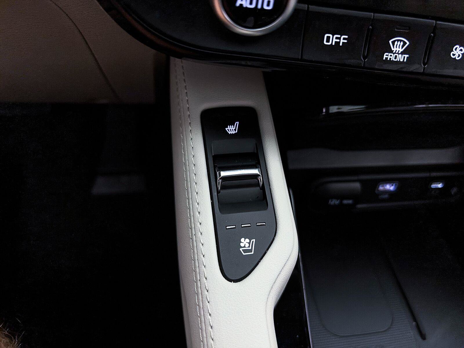 Used 2025 Kia Telluride EX w/ EX Captain's Chair Package FWD image 27