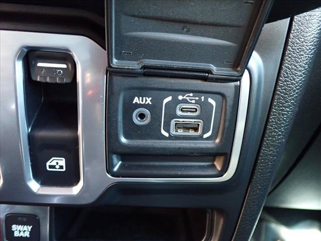 Used 2018 Jeep Wrangler Rubicon AWD/4WD image 17