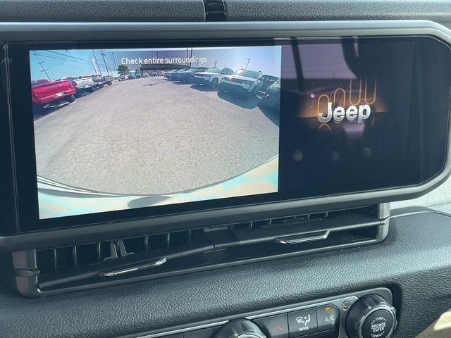 Used 2024 Jeep Wrangler Unlimited Sport AWD/4WD image 27