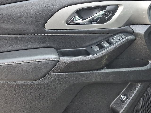 Used 2023 Chevrolet Traverse LT w/ LPO, Floor Liner Package AWD/4WD image 22