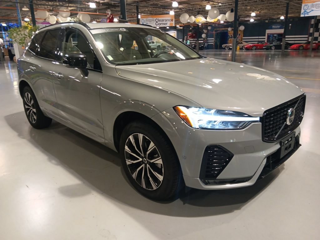 Used 2024 Volvo XC60 B5 Plus w/ Protection Package Premier