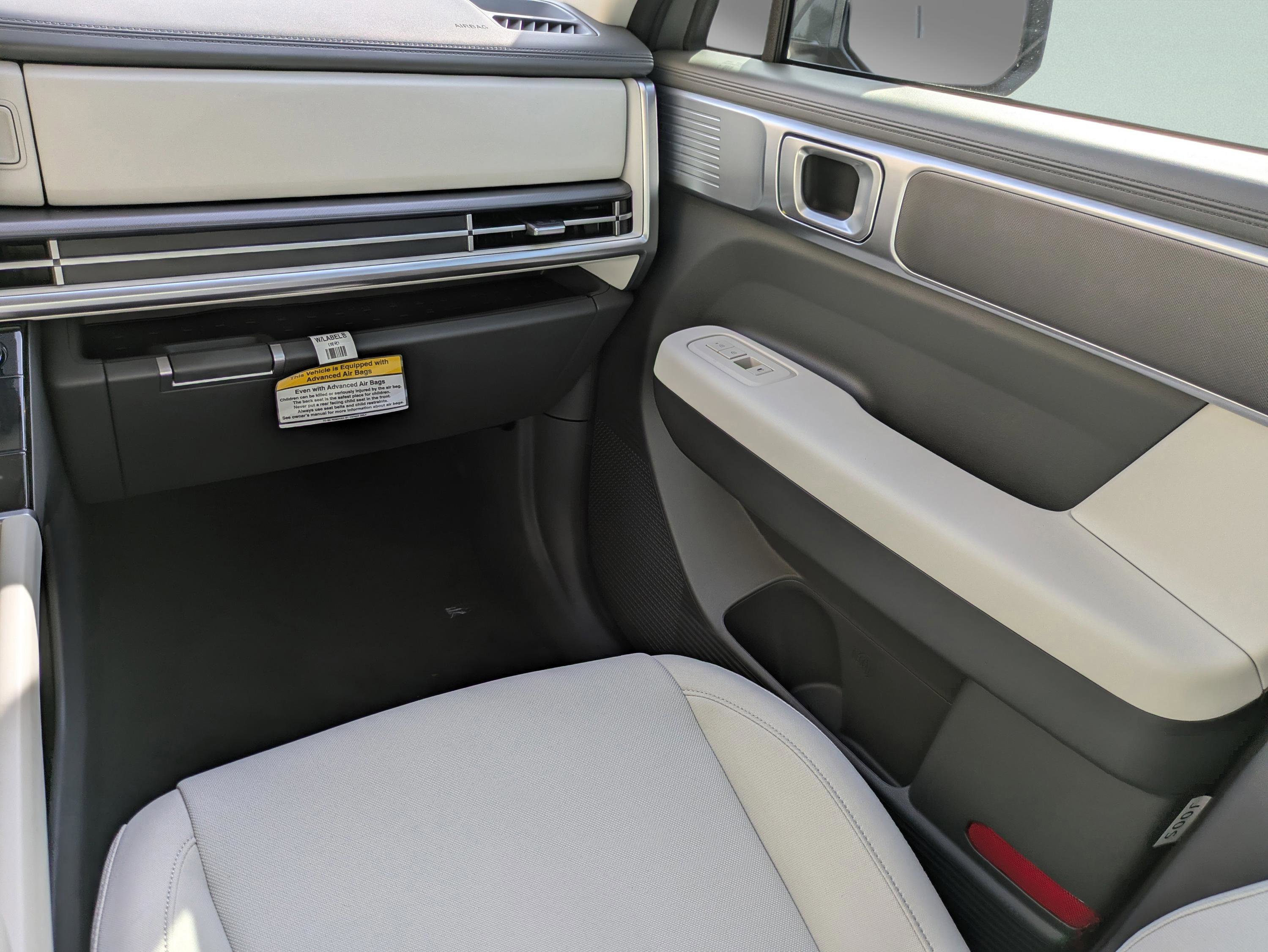 New 2026 Hyundai Santa Fe SE w/ Tow & Go Package image 17