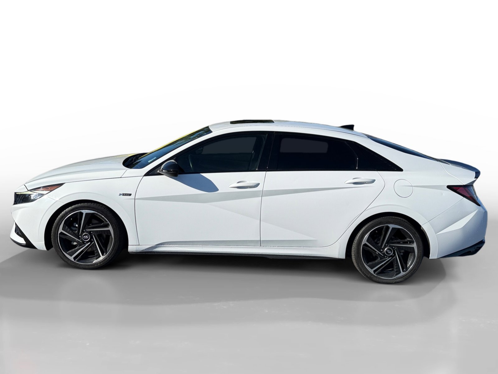 Used 2021 Hyundai Elantra N Line w/ Cargo Package image 2