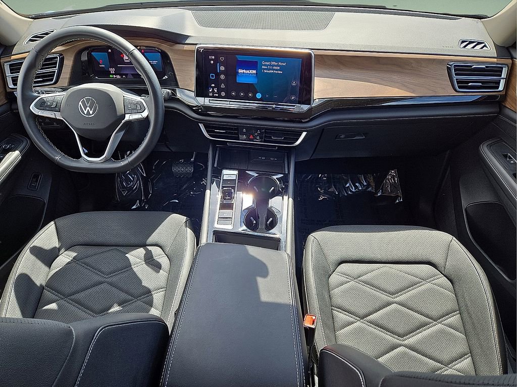 Used 2025 Volkswagen Atlas SE FWD image 18