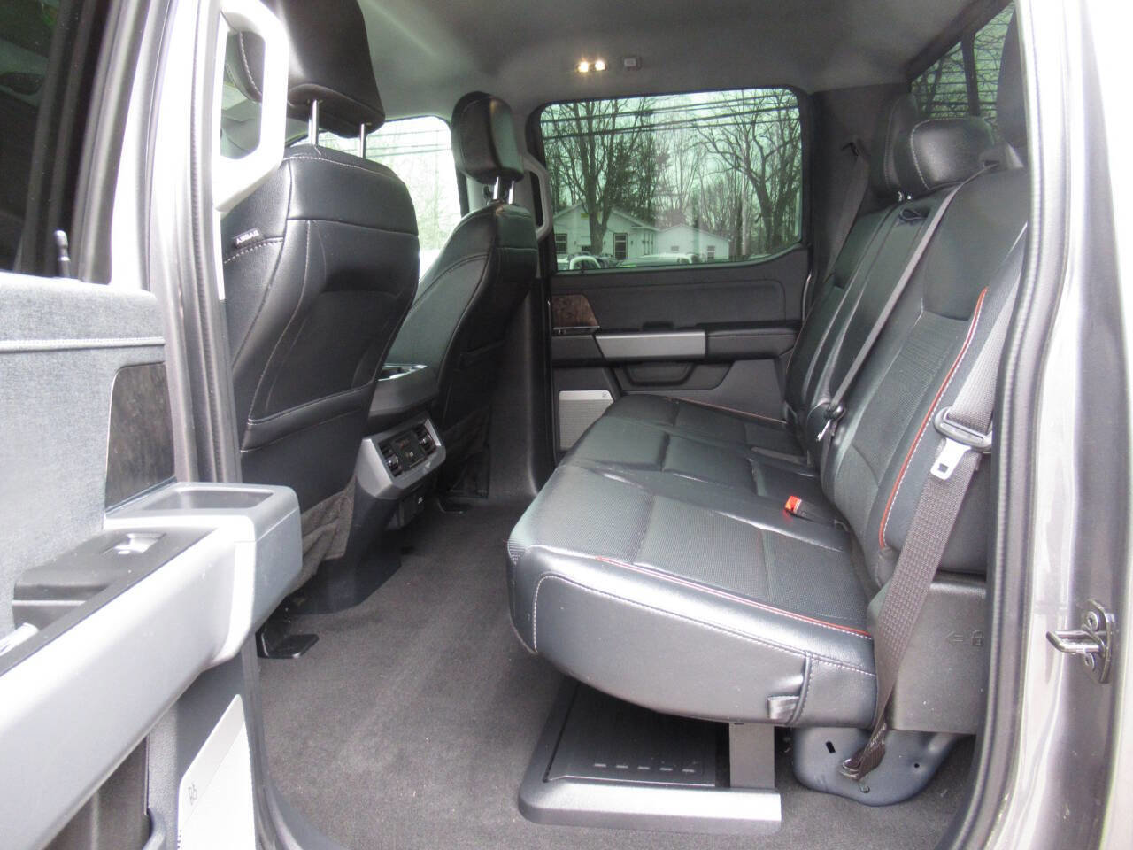 Used 2024 Ford F250 Lariat w/ Snow Plow Prep Package image 17