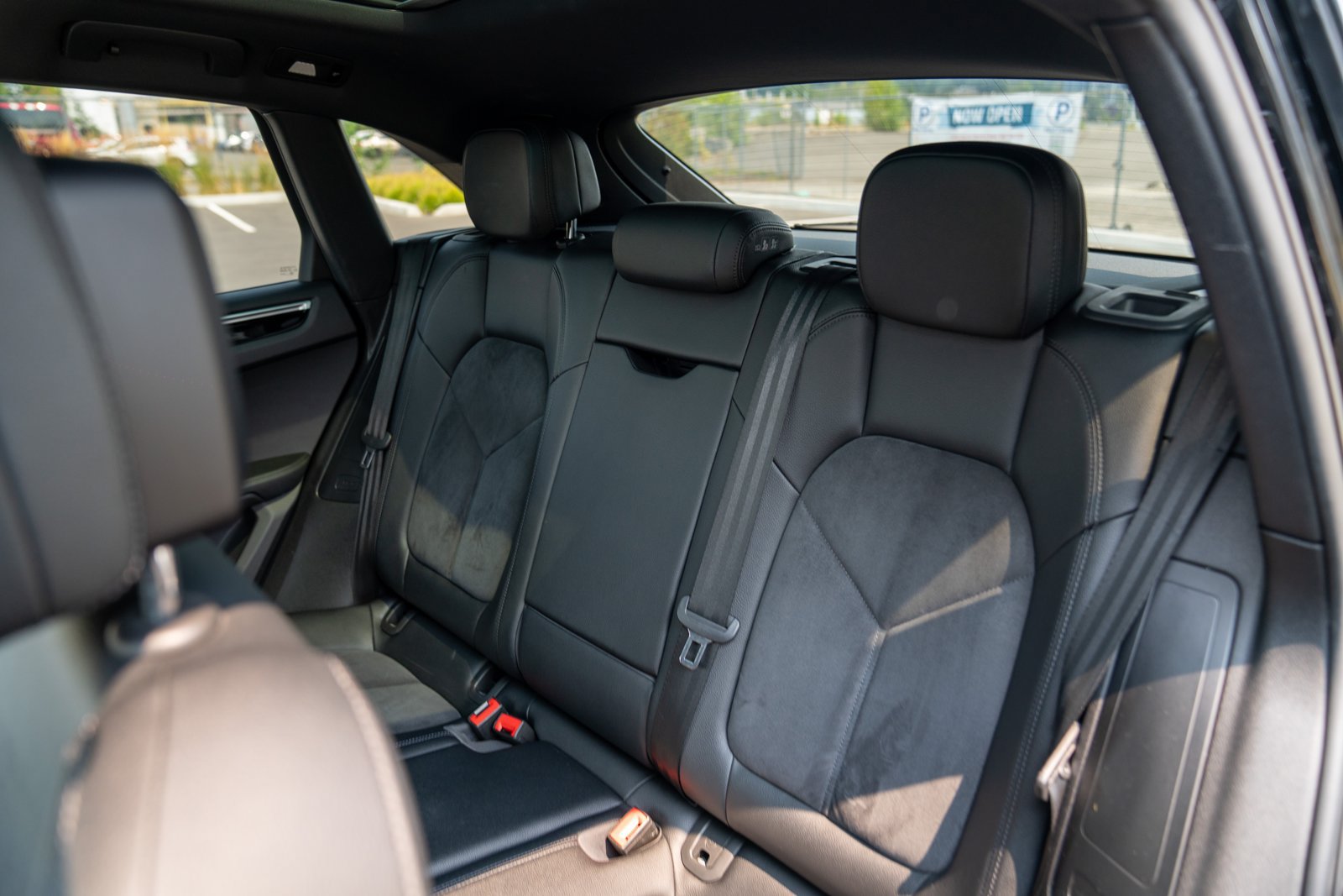 Used 2017 Porsche Macan S AWD/4WD image 24