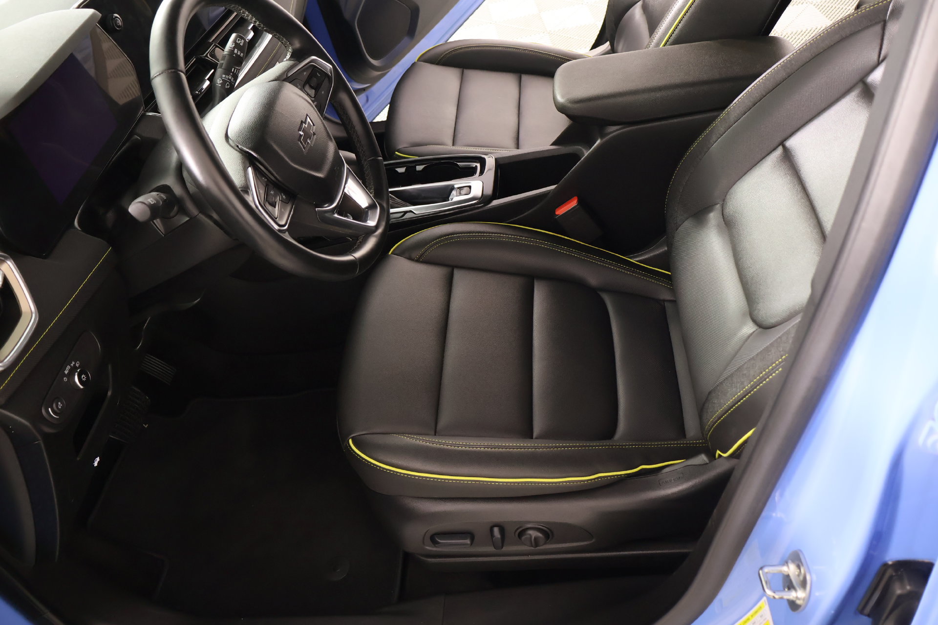 Used 2024 Chevrolet TrailBlazer ACTIV w/ Driver Confidence Package FWD image 11