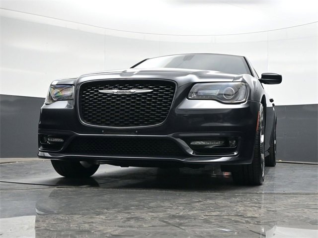 Used 2017 Chrysler 300 S w/ S Model Appearance Package image 31