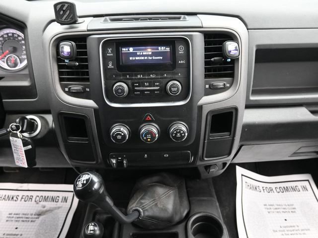 Used 2018 RAM 2500 Tradesman w/ Chrome Appearance Group image 16
