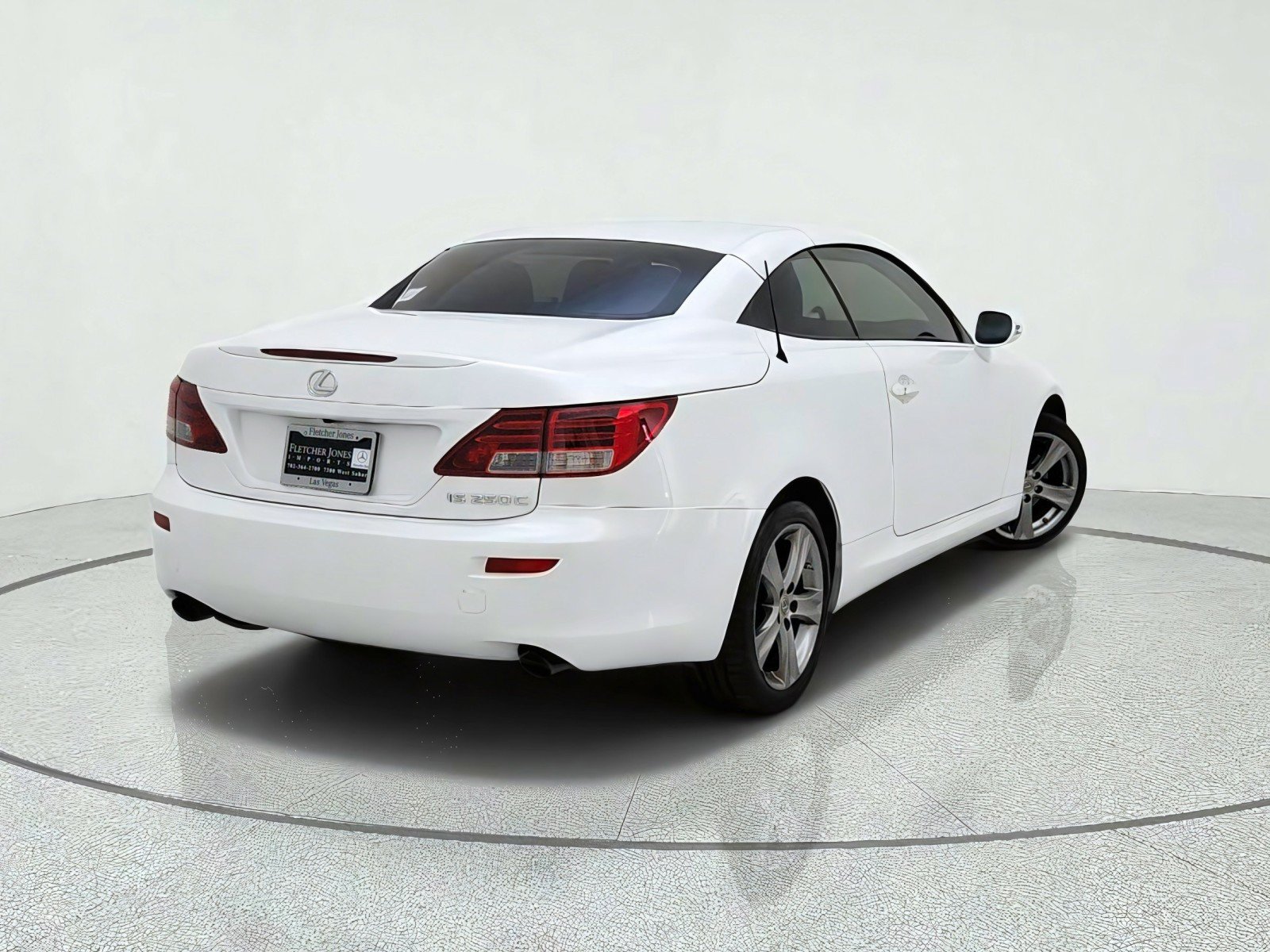 Used 2013 Lexus IS 250C RWD image 9