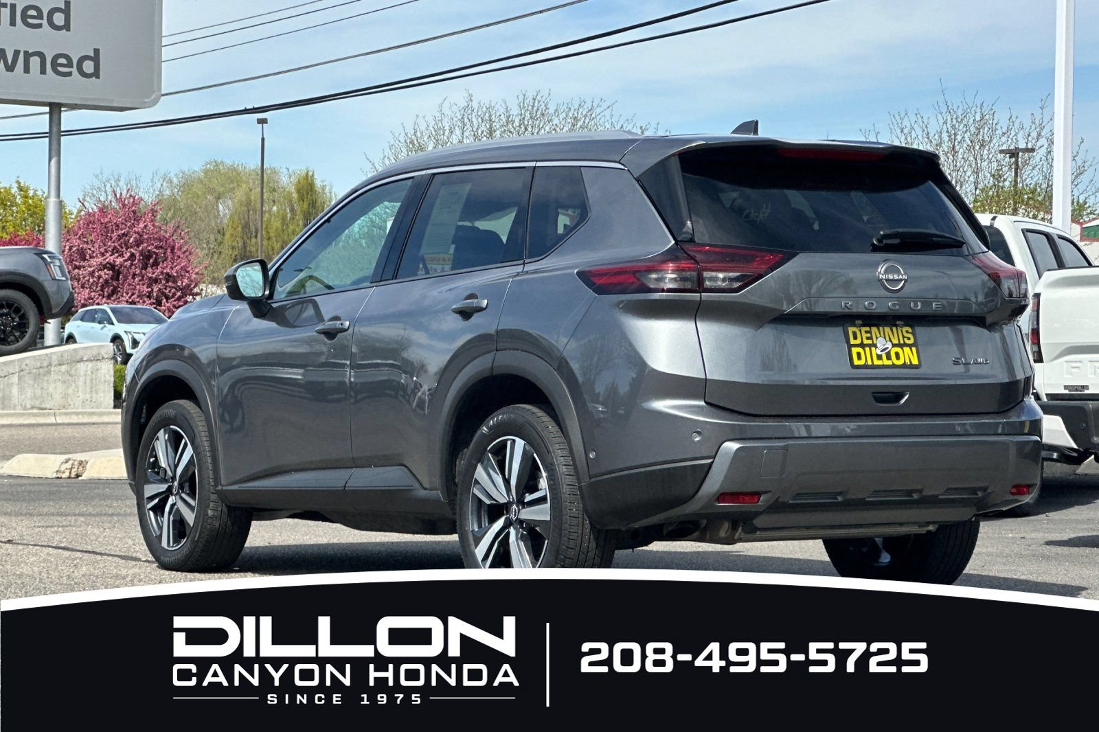 Used 2026 Nissan Rogue SL AWD/4WD image 9