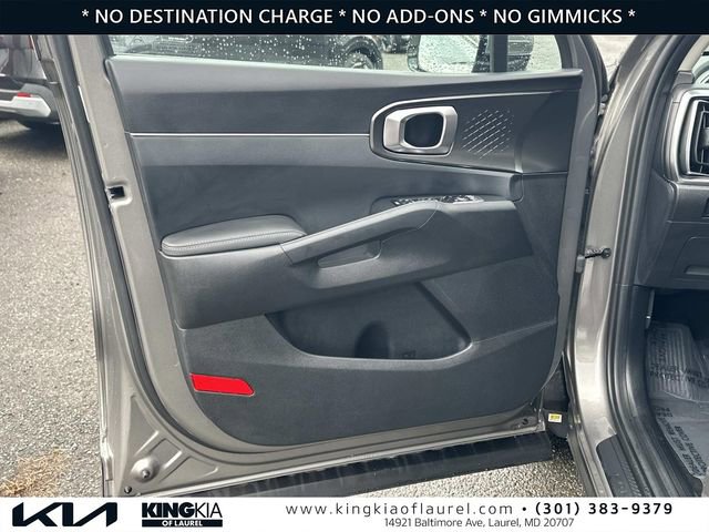 Used 2025 Kia Sorento EX image 19