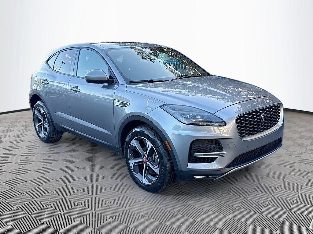 Used 2023 Jaguar E-PACE SE image 4