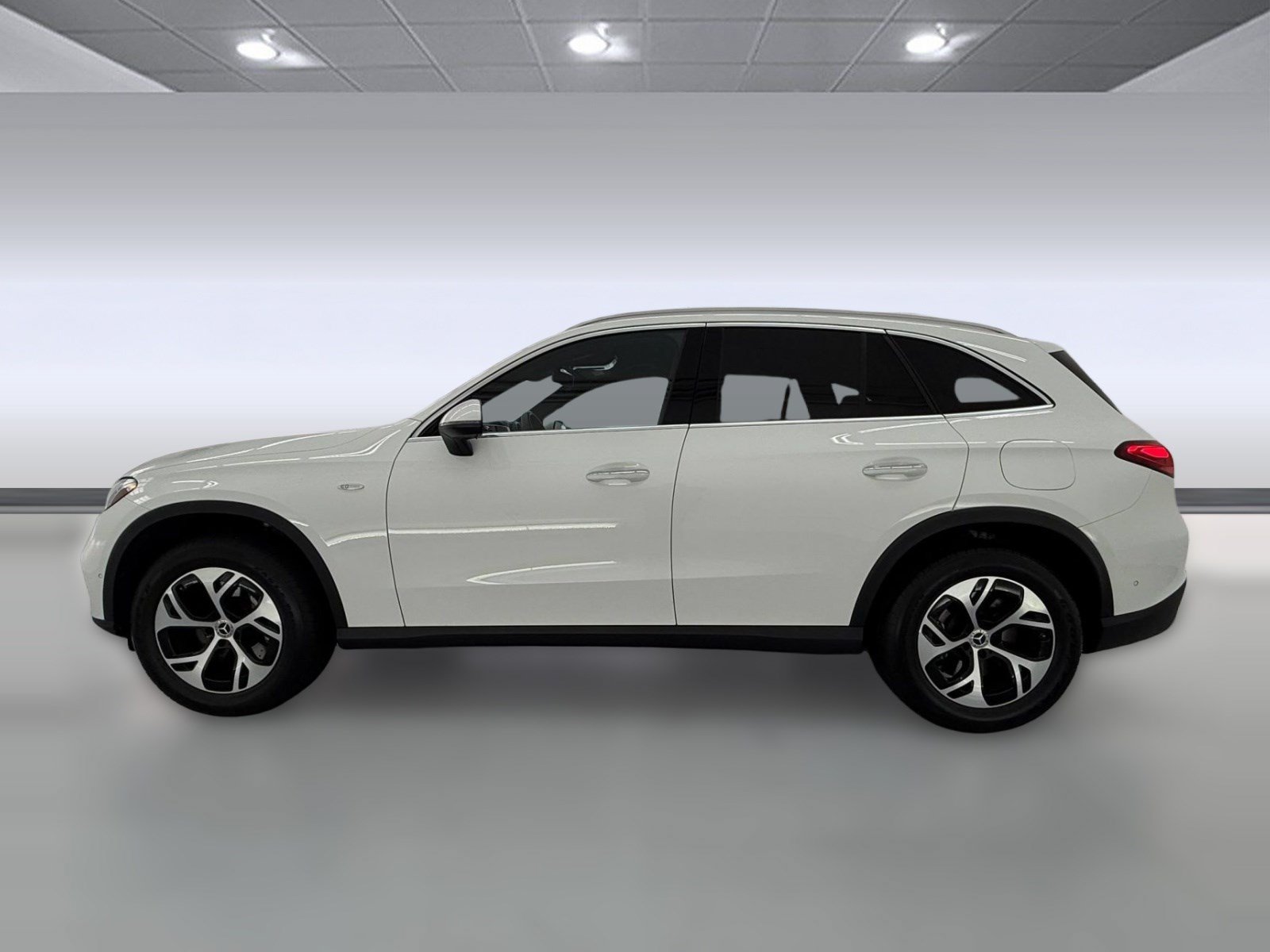 Certified 2025 Mercedes-Benz GLC 350e 4MATIC image 2