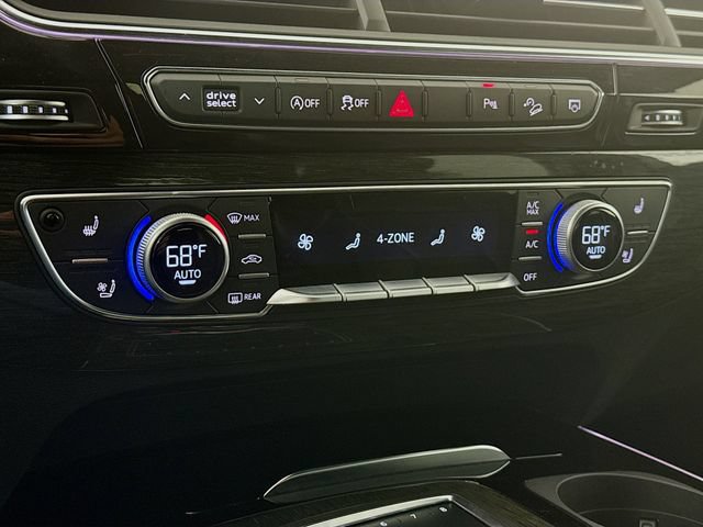 Used 2018 Audi Q7 3.0T Prestige AWD/4WD image 16
