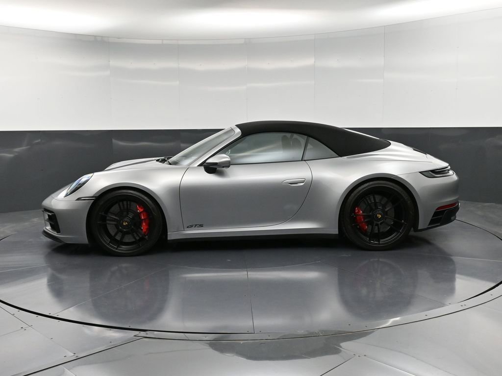 Certified 2024 Porsche 911 Carrera GTS RWD image 2