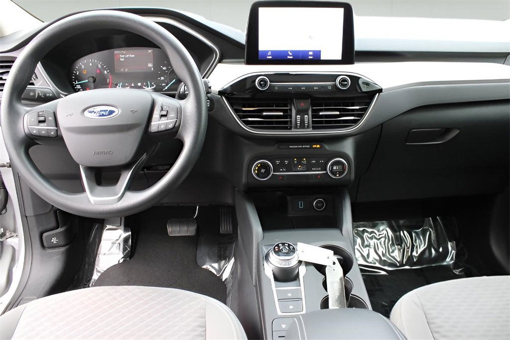 Used 2020 Ford Escape SE image 9