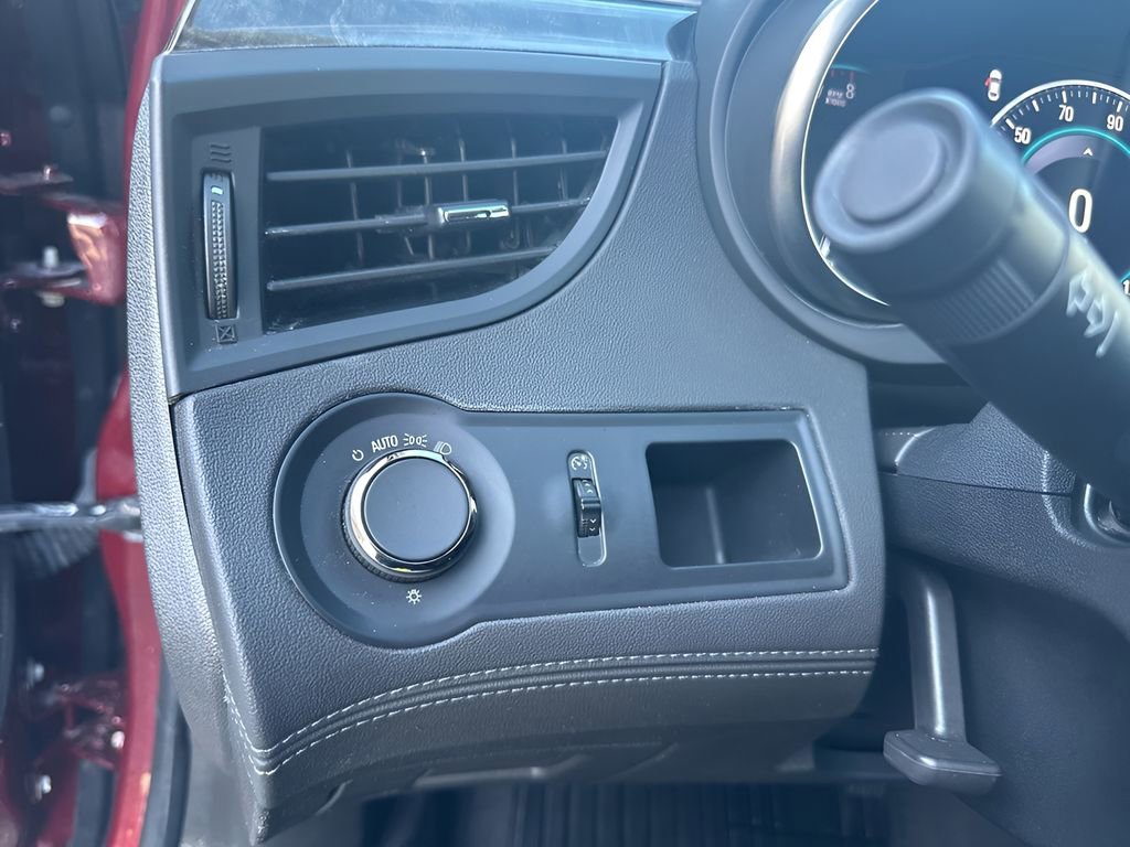 Used 2015 Buick LaCrosse Leather image 19