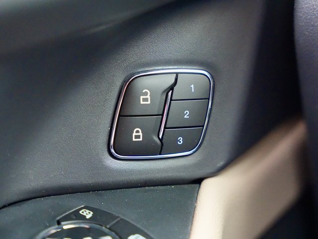 Used 2024 Ford Expedition Max Limited image 28