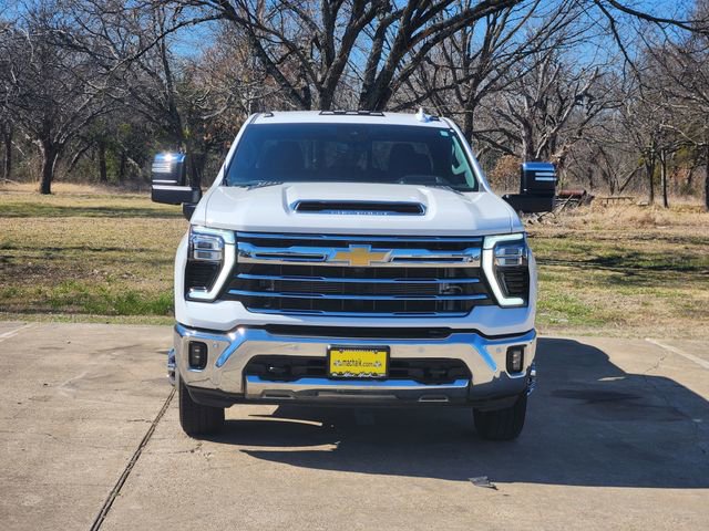 Used 2024 Chevrolet Silverado 3500 LTZ w/ LTZ Texas Edition AWD/4WD image 2