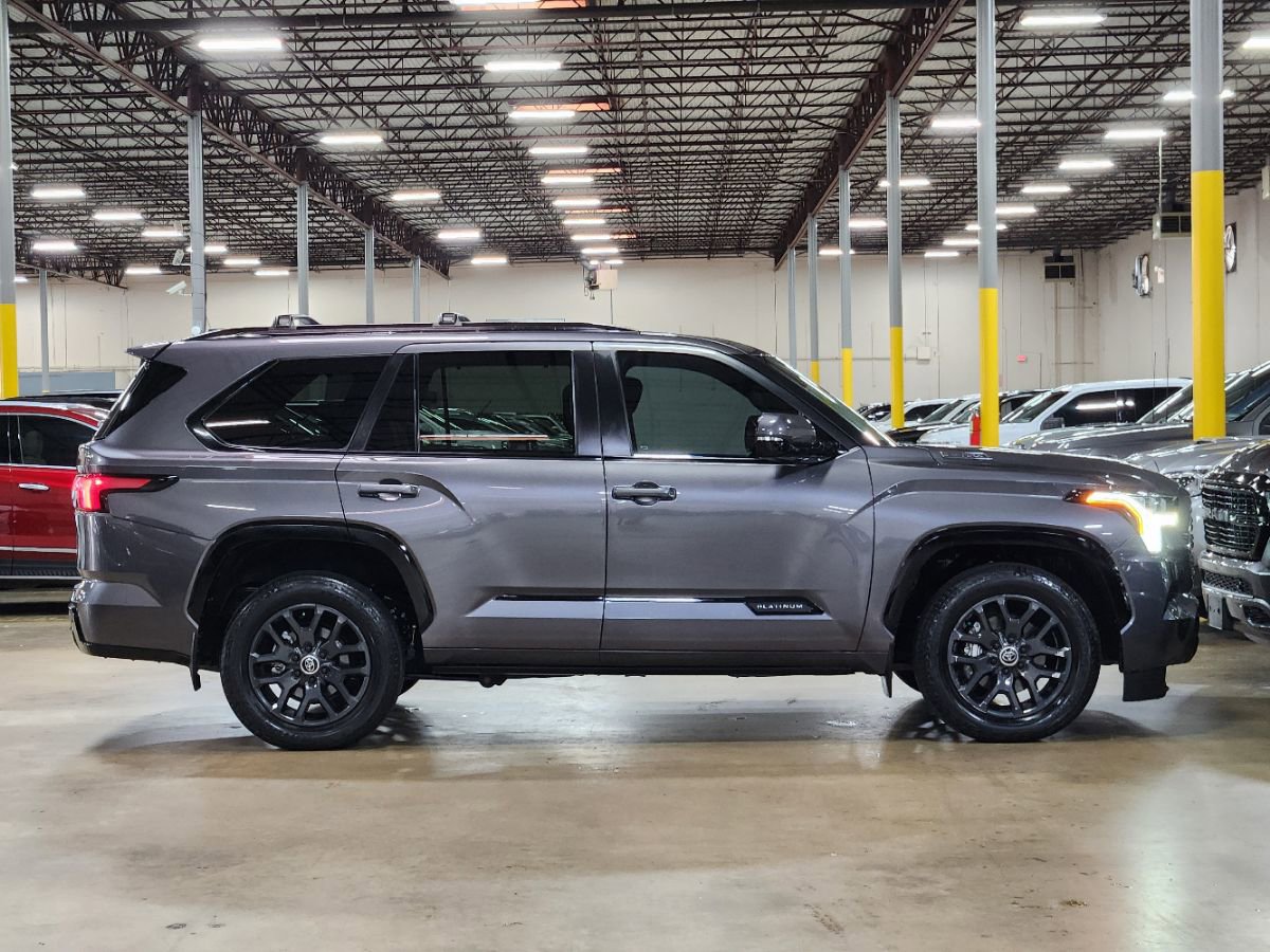 Used 2024 Toyota Sequoia Platinum AWD/4WD image 11