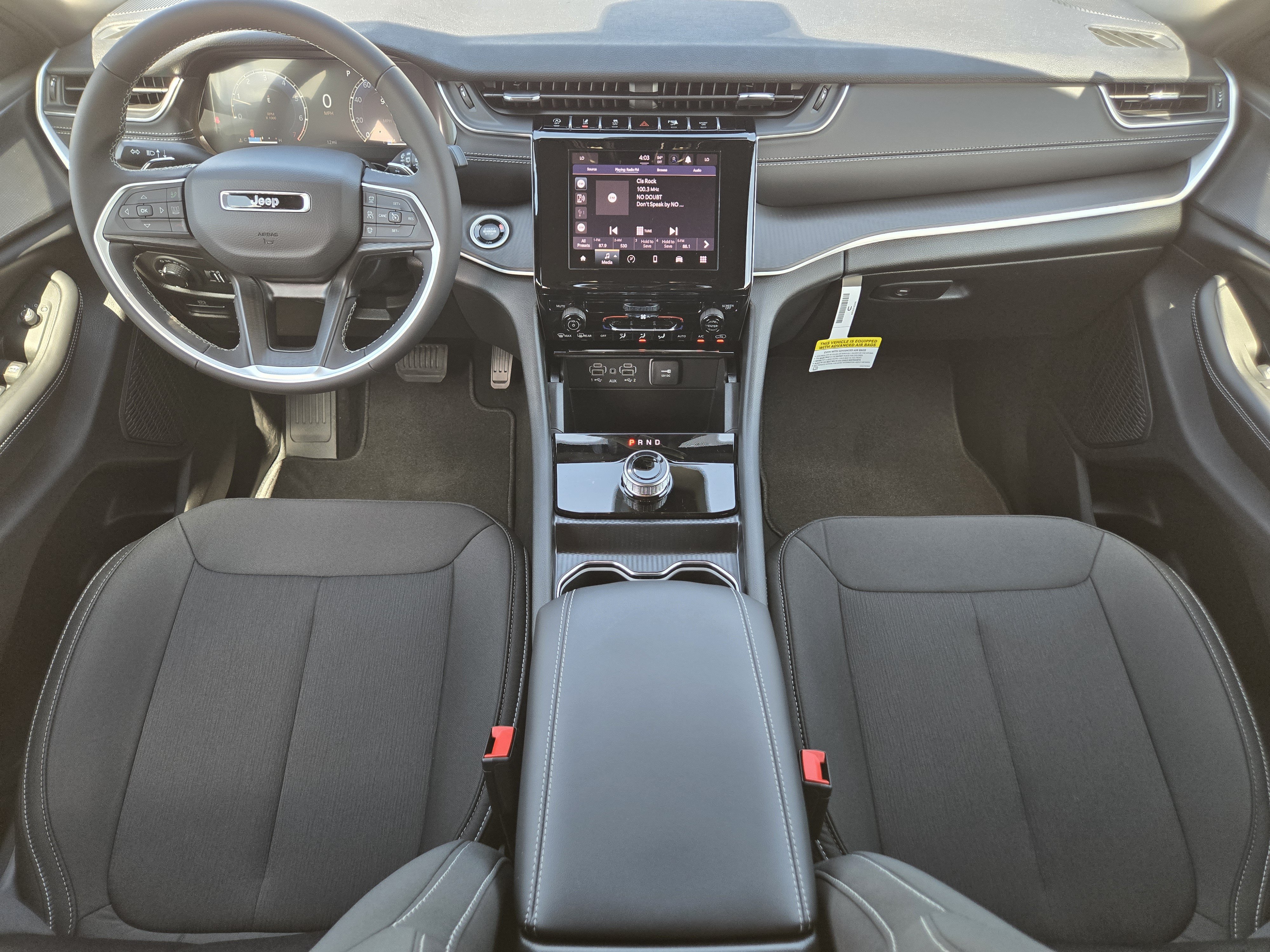 New 2026 Jeep Grand Cherokee Laredo AWD/4WD image 2
