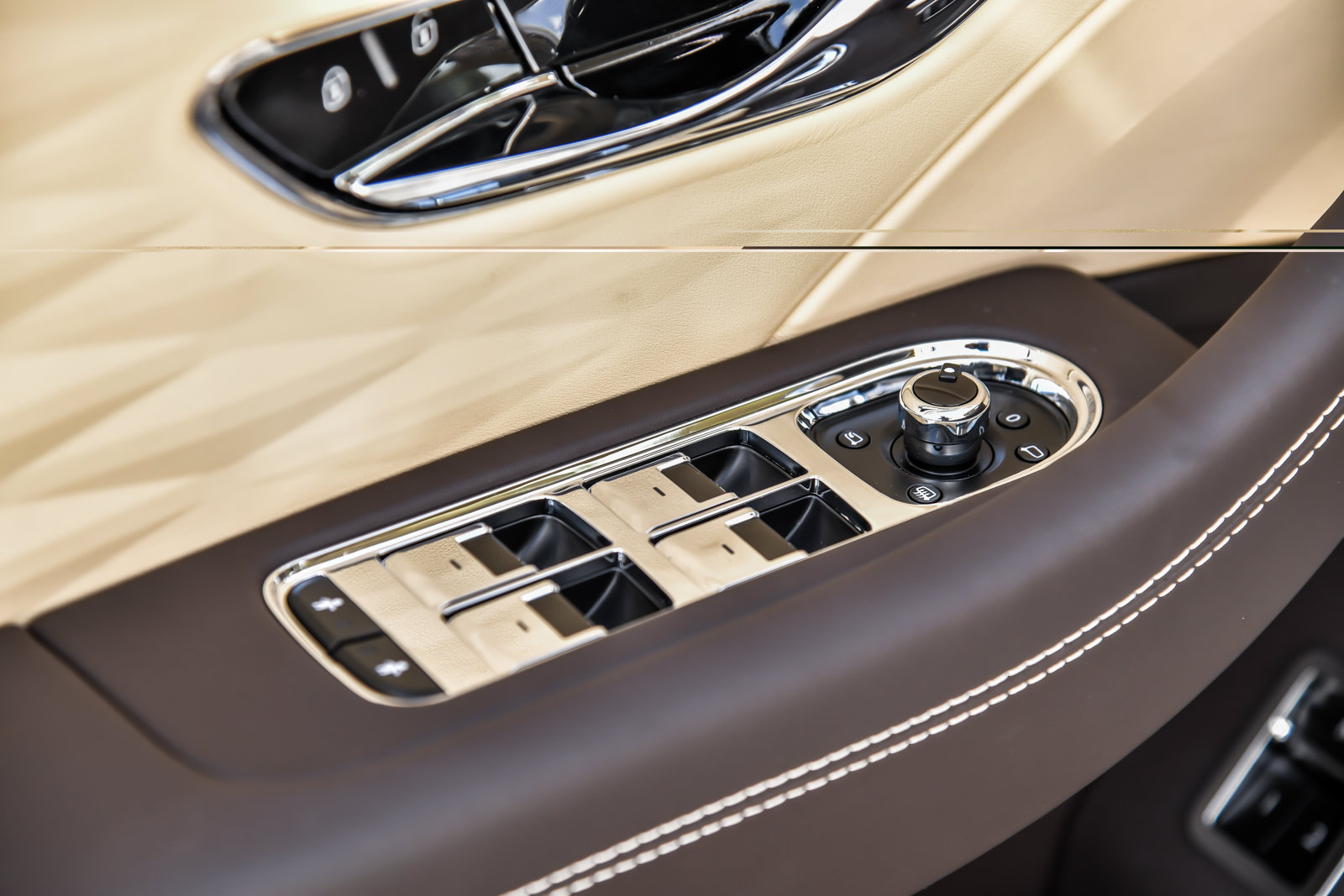 Certified 2021 Bentley Flying Spur V8 AWD/4WD image 16