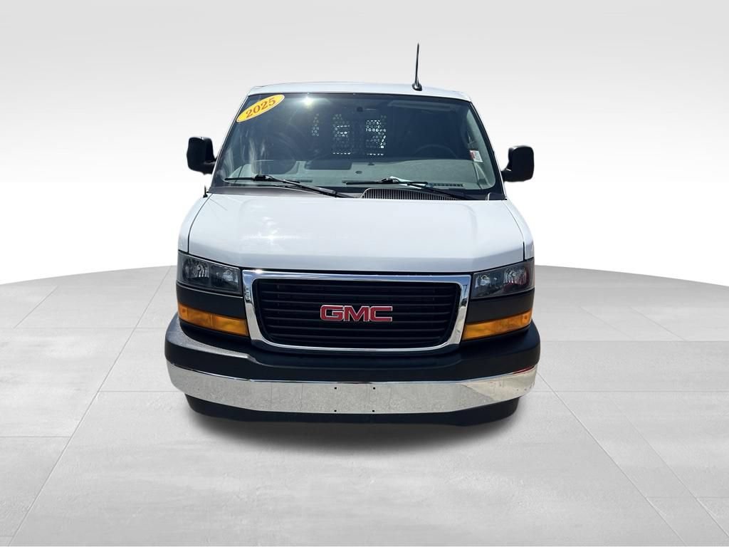 Used 2025 GMC Savana 2500 w/ Driver Convenience Package RWD image 10