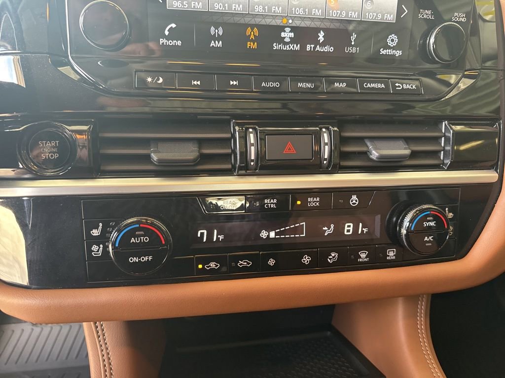 Used 2025 Nissan Pathfinder Platinum AWD/4WD image 14