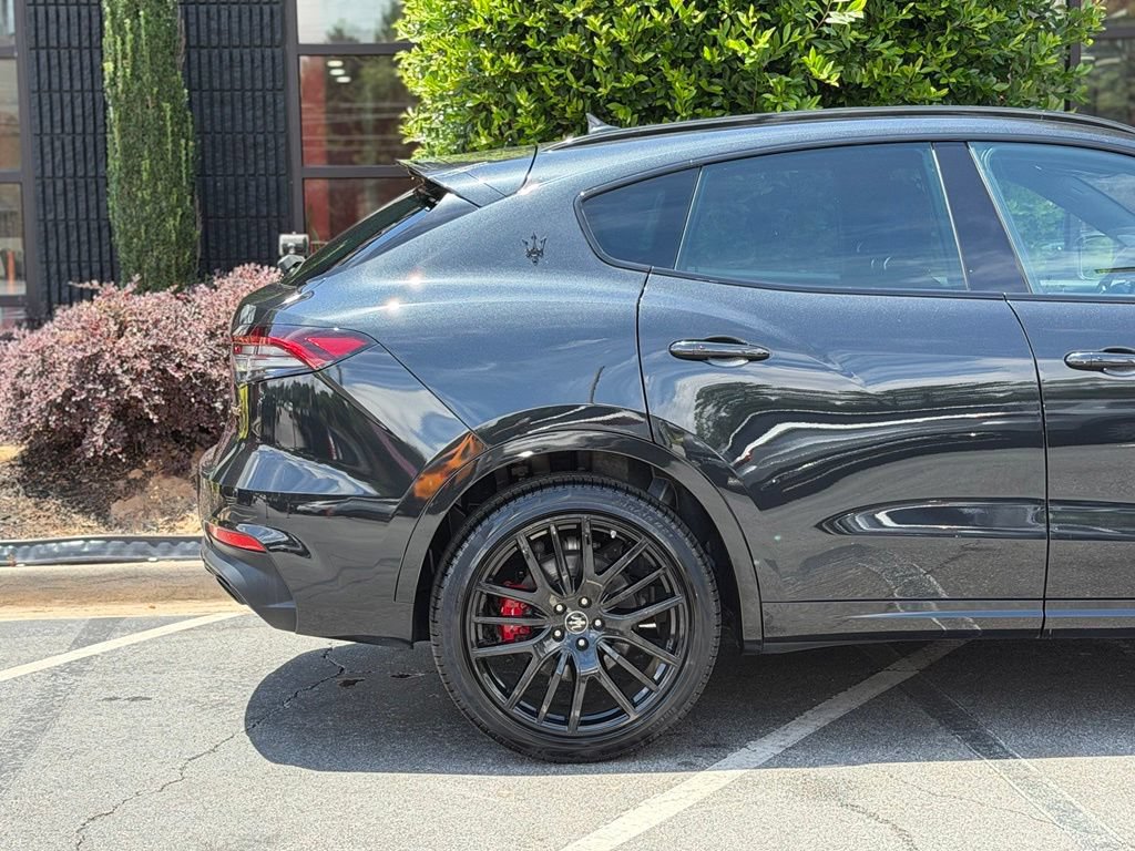 Used 2022 Maserati Levante Modena AWD/4WD image 22