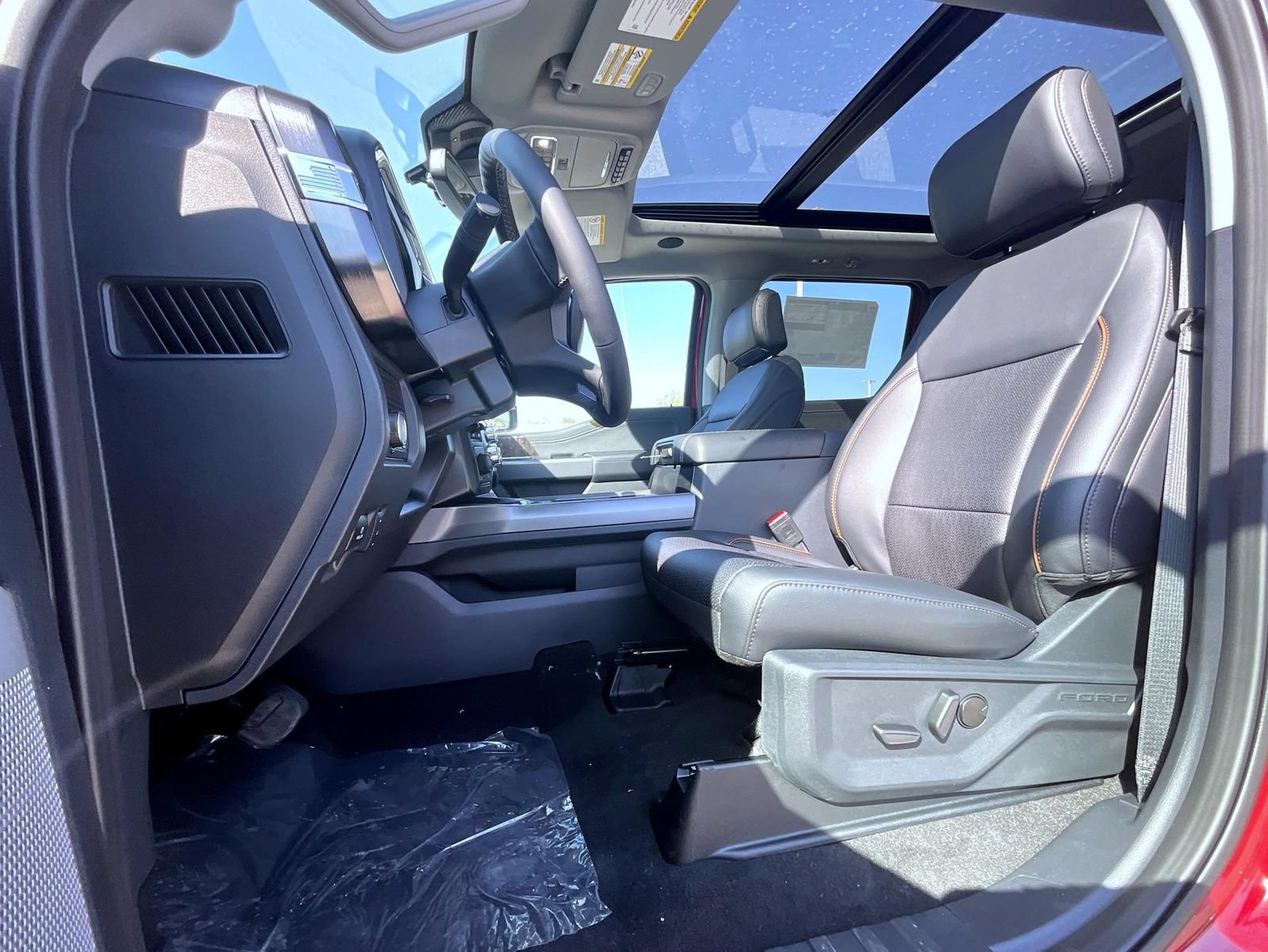 New 2026 Ford F250 Lariat w/ Lariat Ultimate Package AWD/4WD image 13