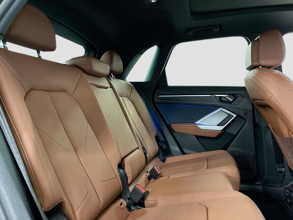 New 2025 Audi Q3 2.0T Premium Plus image 16